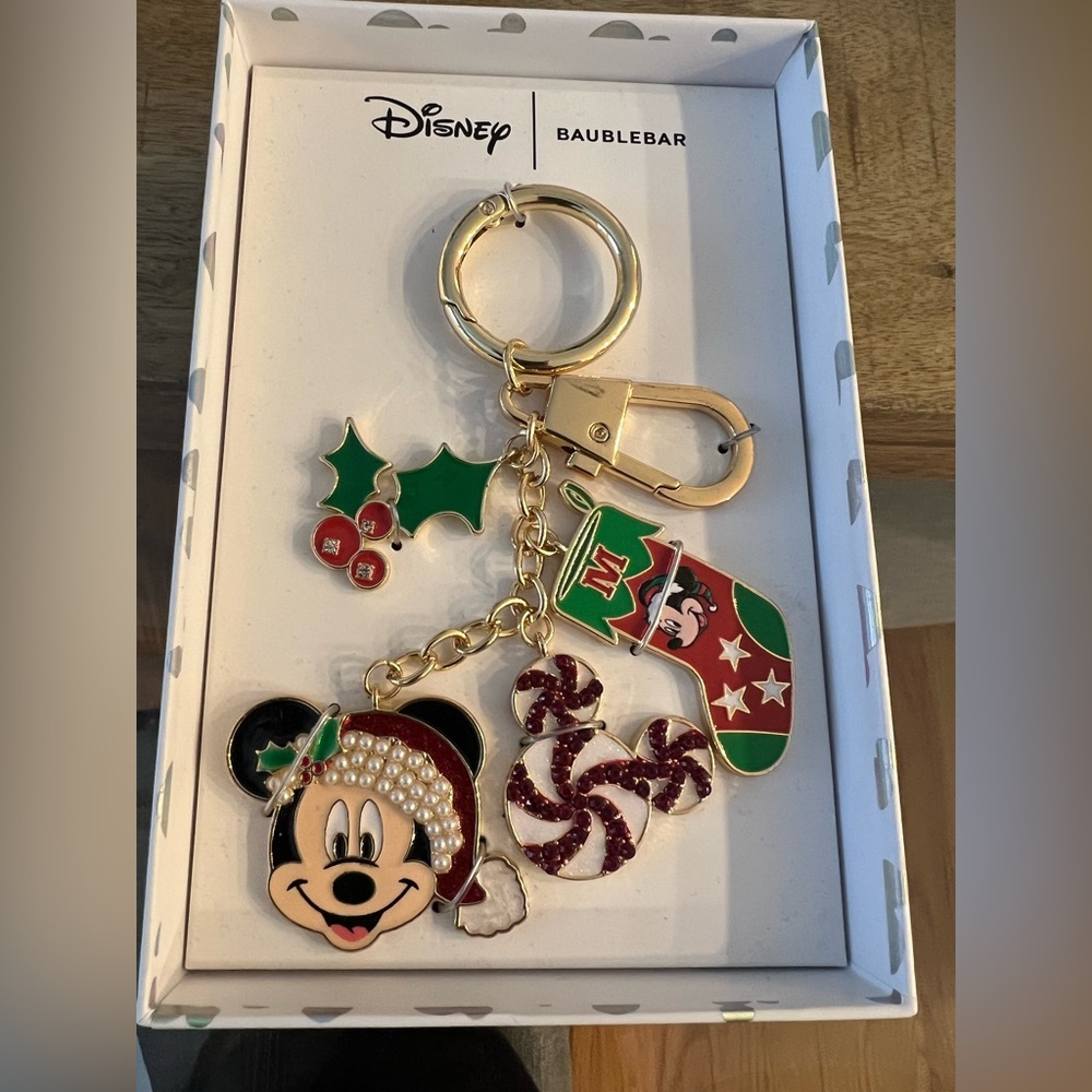 Disney Festive holiday Christmas Mickey Keychain with Gold and Green